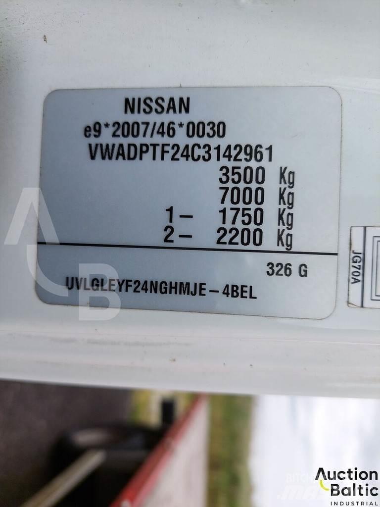 Nissan Cabstar Пікапи / Бічне розвантаження