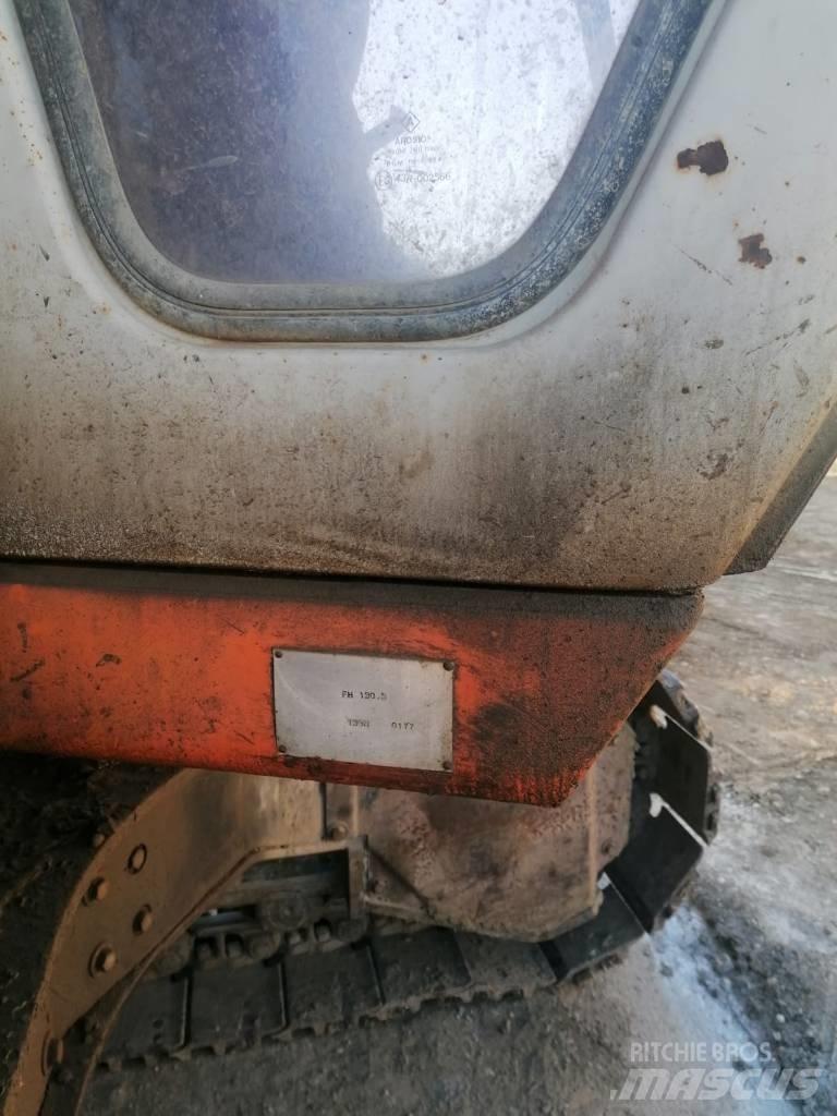 Fiat-Hitachi 130.3 Гусеничні екскаватори