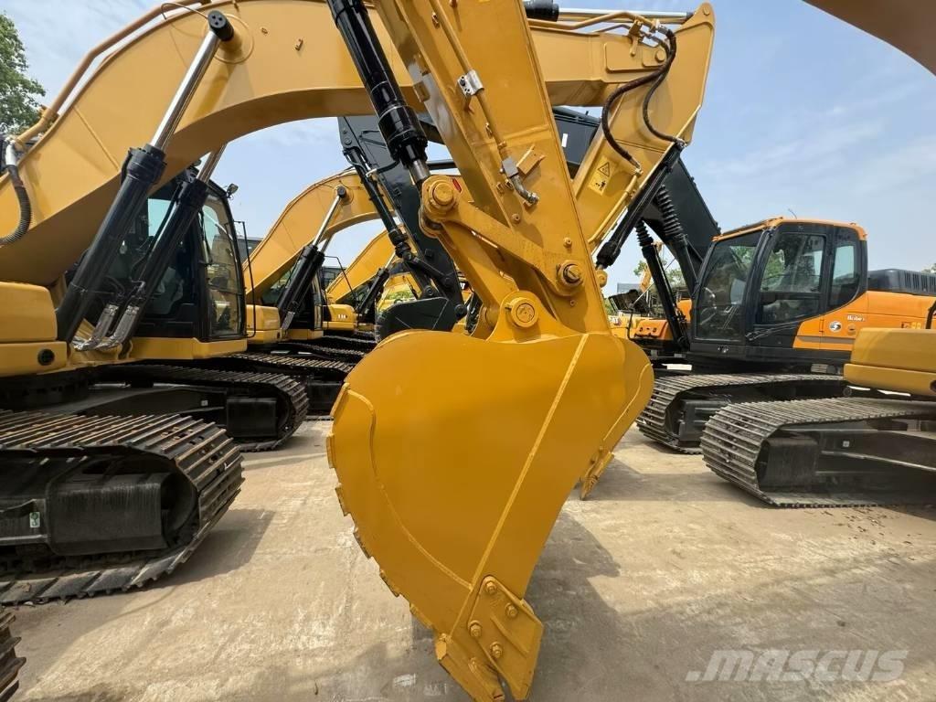 CAT 323GC Гусеничні екскаватори