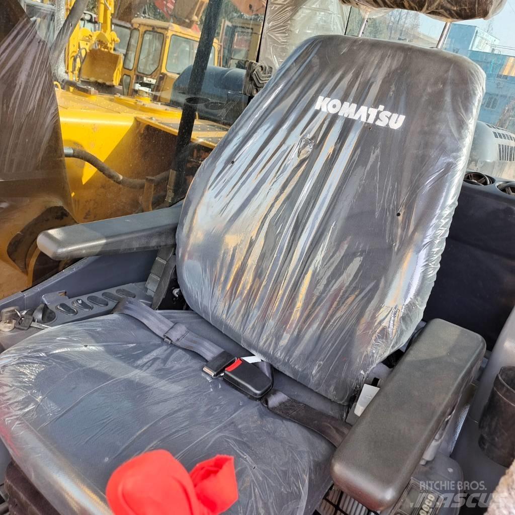 Komatsu PC 200-8N1 Гусеничні екскаватори