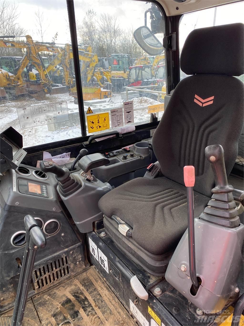 Yanmar SV60 Міні-екскаватори < 7т