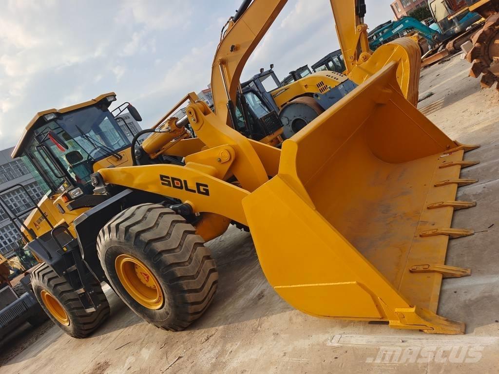 SDLG LG 956 F Фронтальні навантажувачі