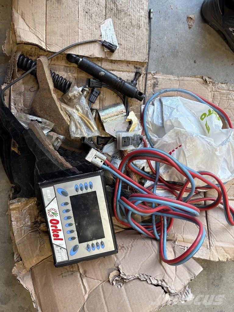 Orkel 1260 Рулонні прес-підбирачі