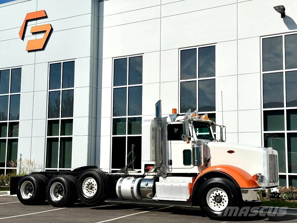 Peterbilt 367 Тягачі