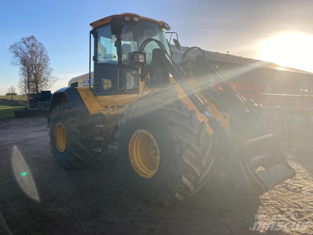 JCB 426E AGRI Фронтальні навантажувачі