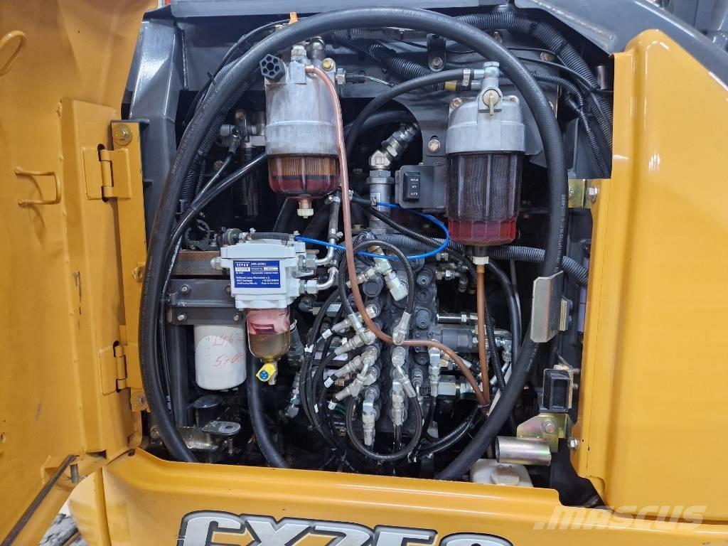 CASE CX 75 C SR Середні екскаватори 7т. - 12т.