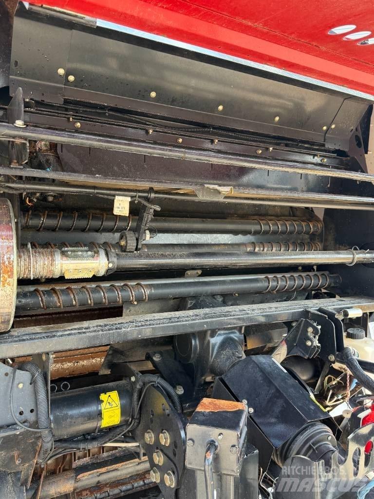 Case IH RB465 Press Рулонні прес-підбирачі