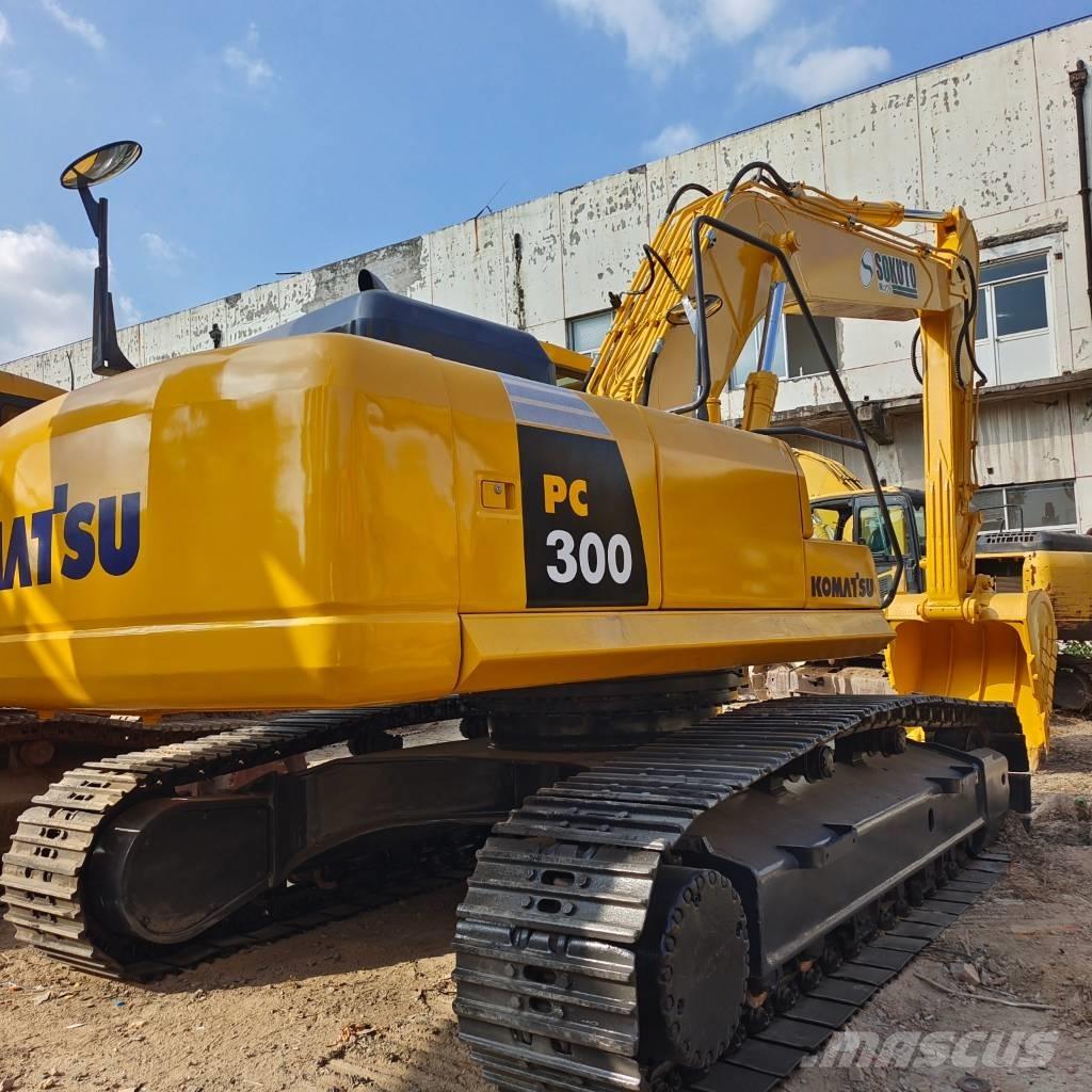 Komatsu PC 300-7 Гусеничні екскаватори