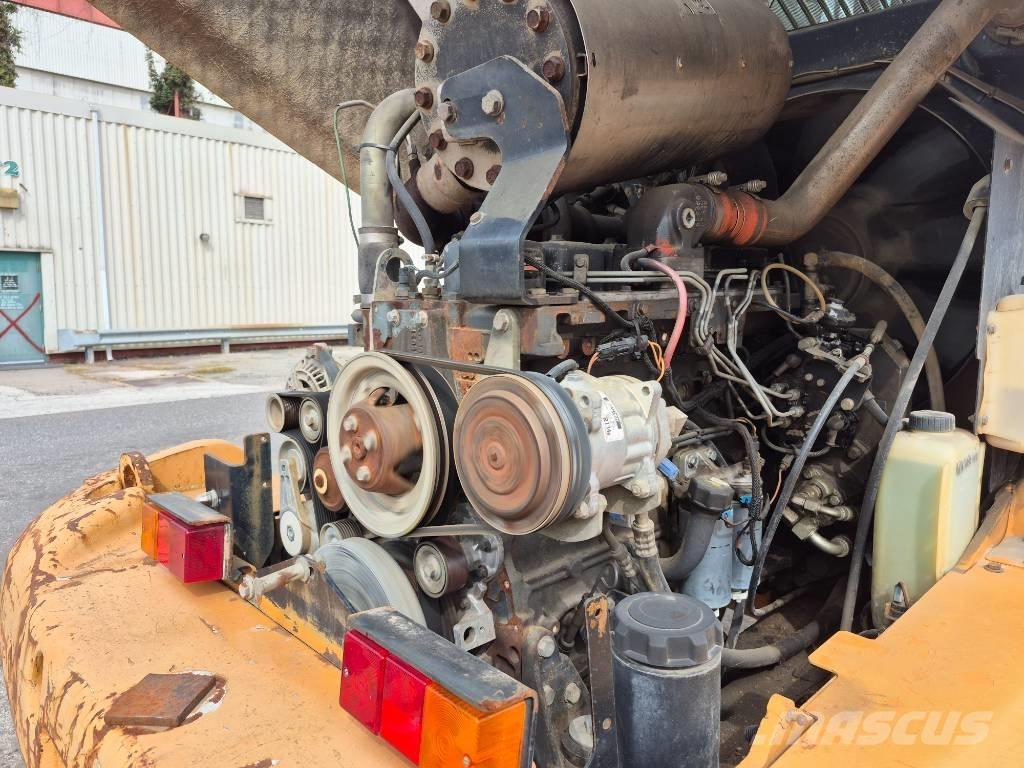 CASE 621 D Фронтальні навантажувачі