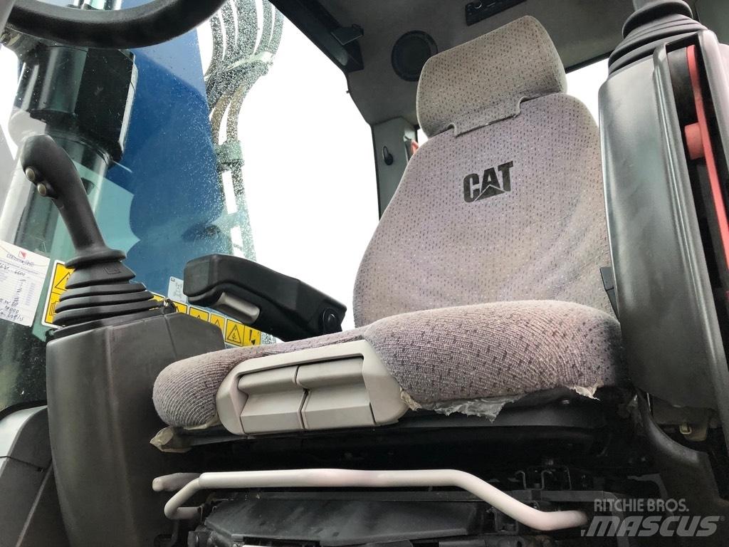 CAT M318F Колісні екскаватори
