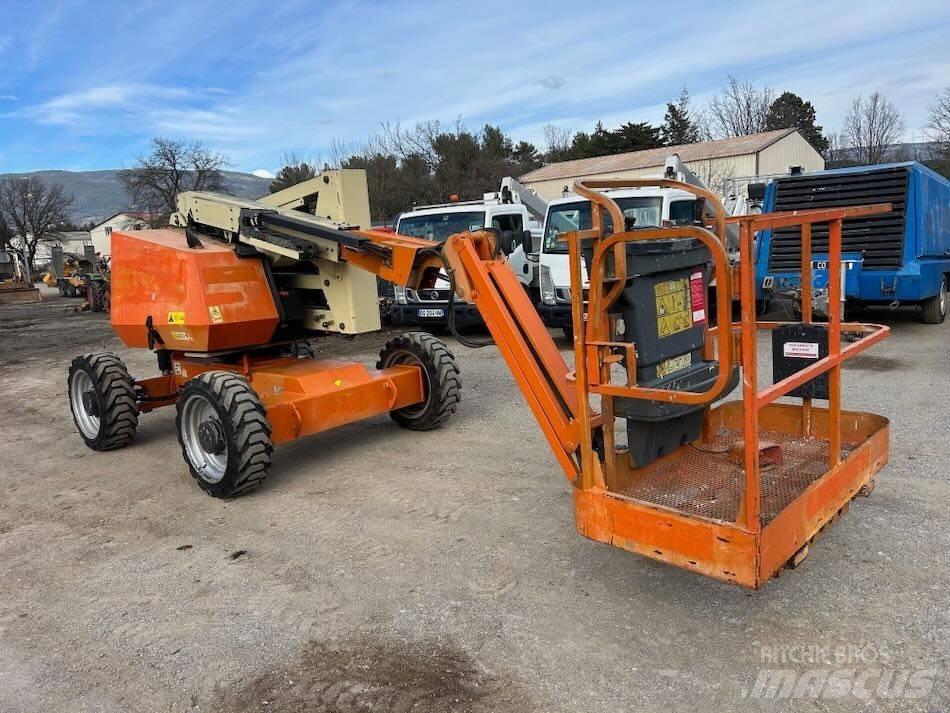 JLG 340 AJ Колінчаті підйомники