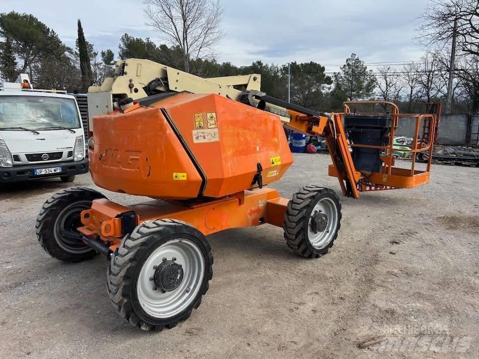 JLG 340 AJ Колінчаті підйомники