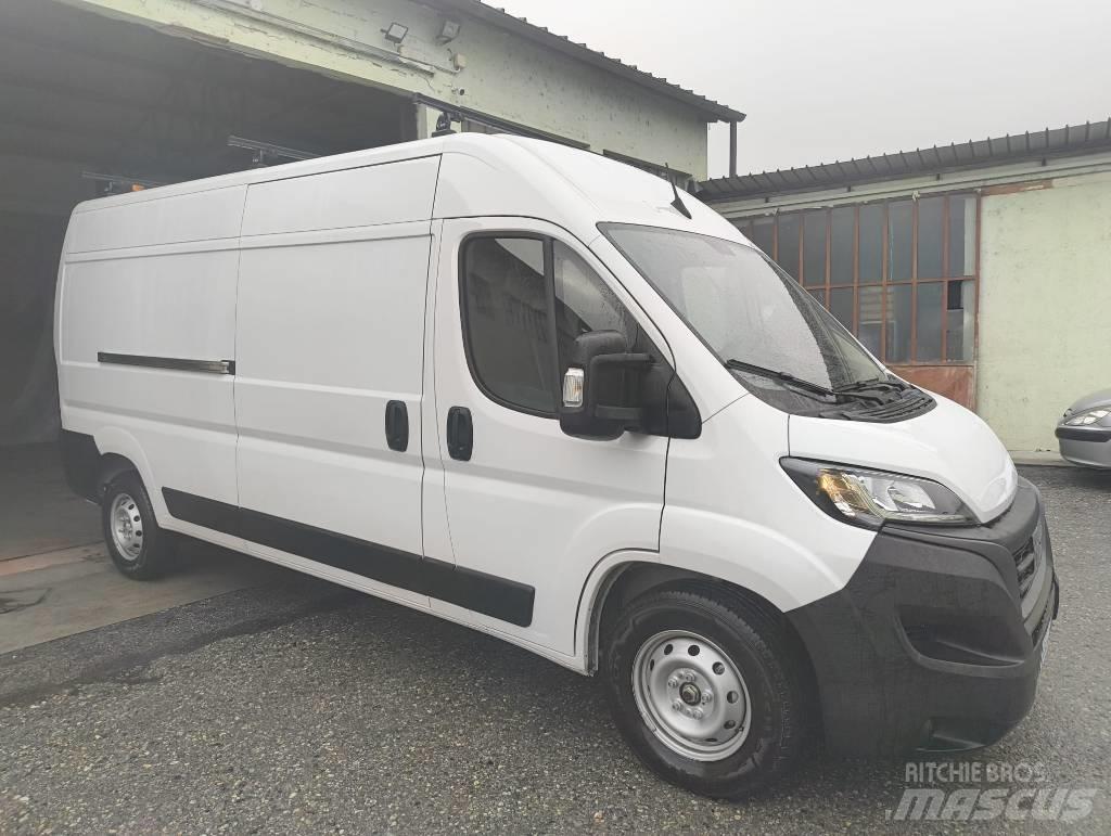 Fiat Ducato Панельні фургони