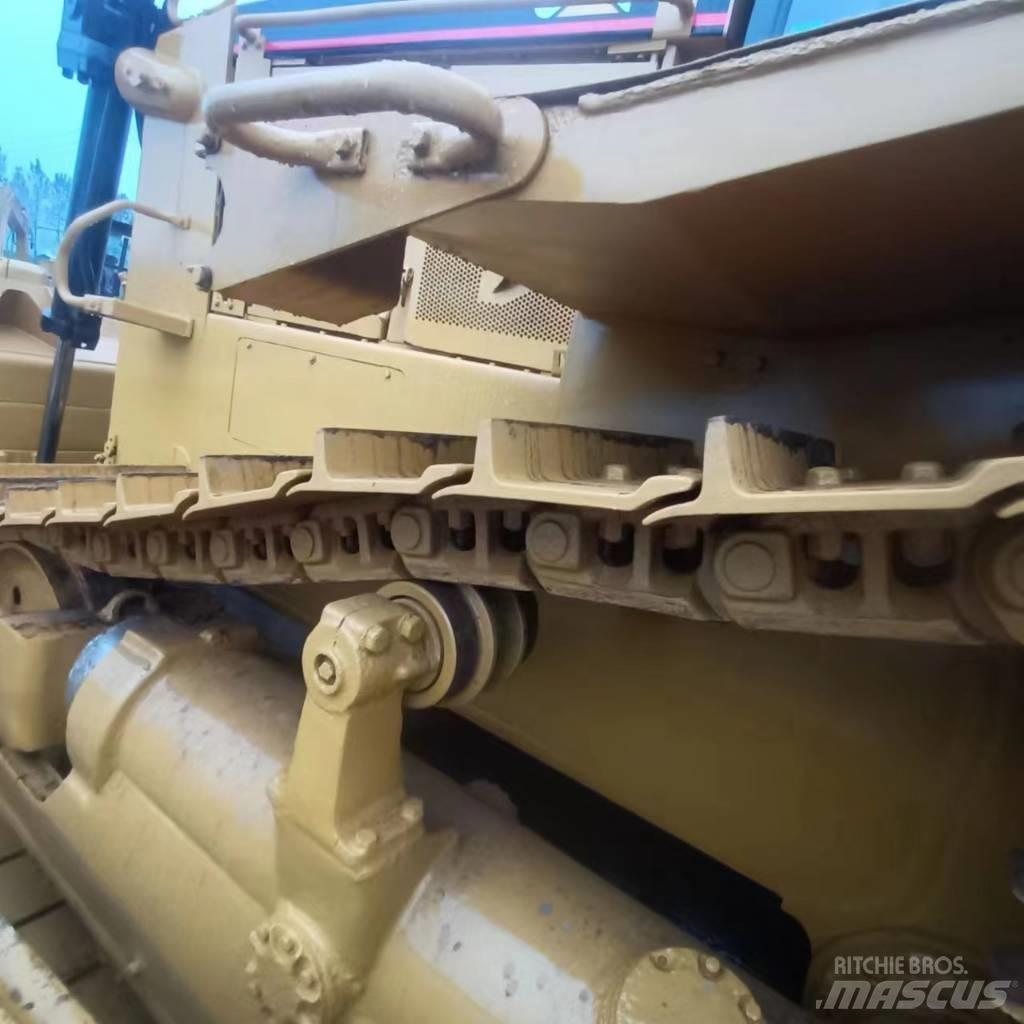 CAT D 6 H Грейдери
