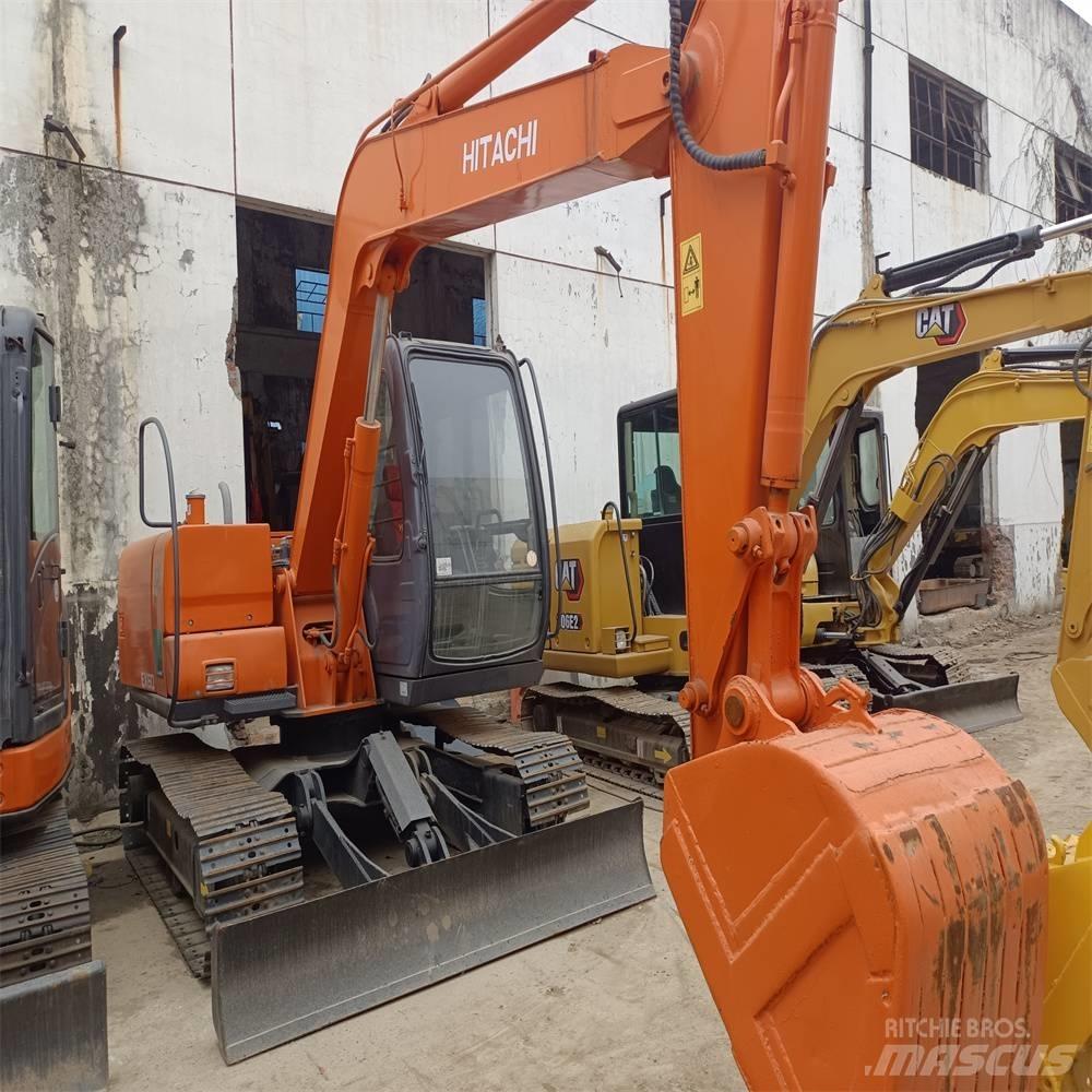 Hitachi EX 60 Гусеничні екскаватори