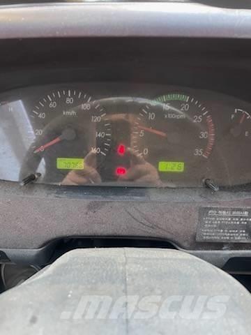 Novas 350Q-S Автовишки на базі вантажівки