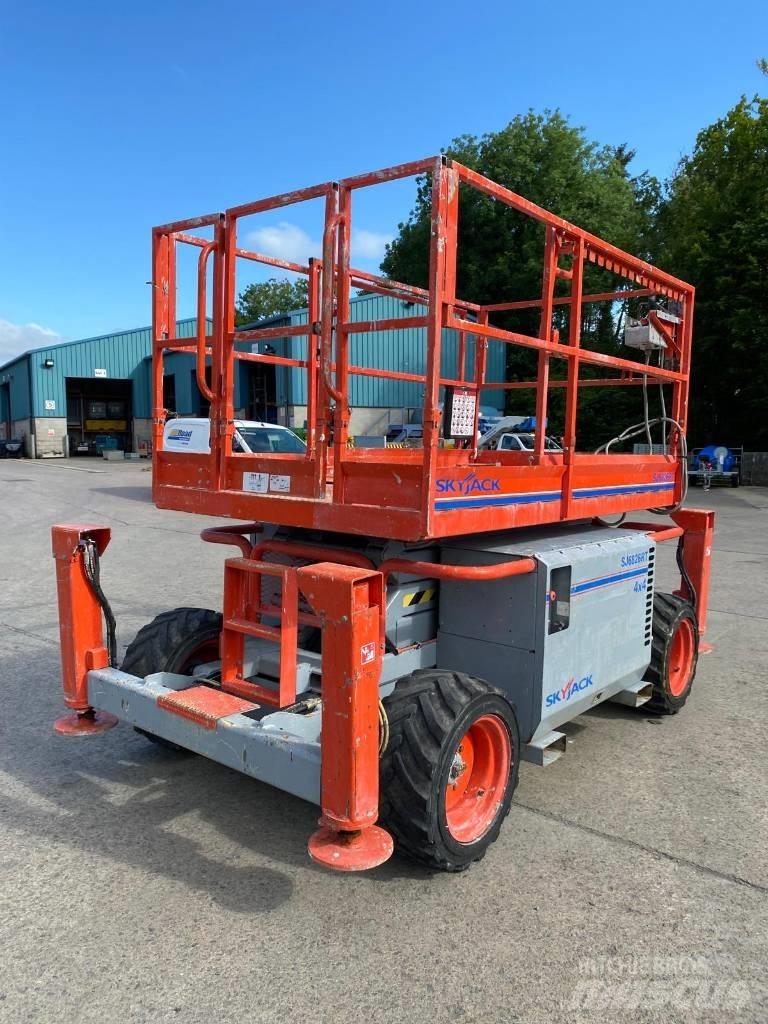 SkyJack SJ 6826 RT Підйомники-ножиці