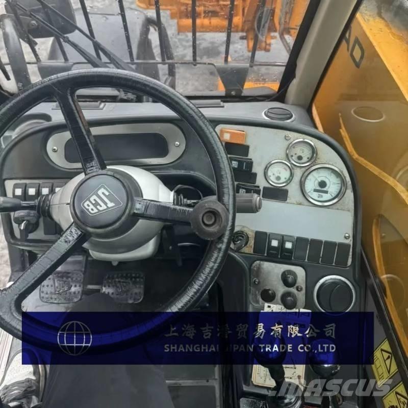 JCB 535-95 Телескопічні навантажувачі