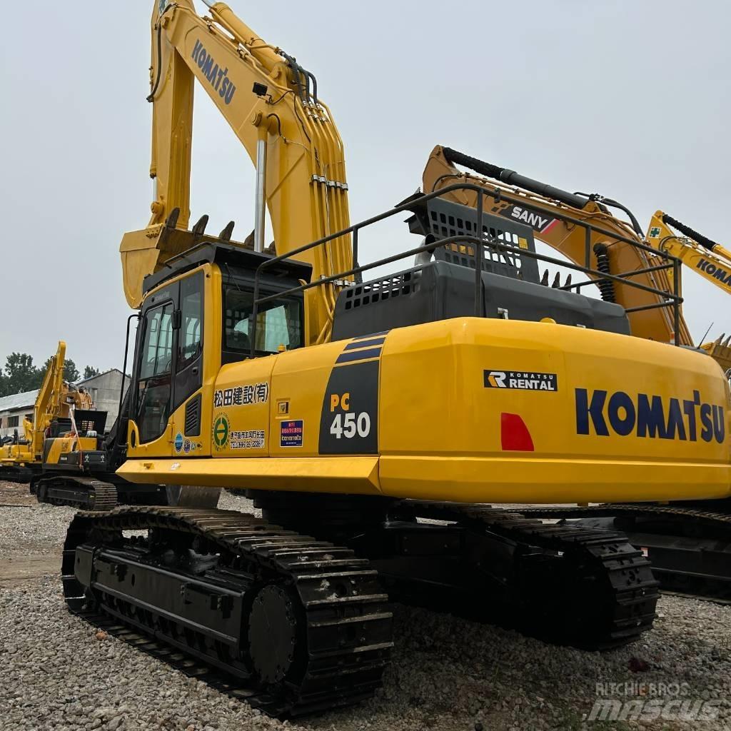 Komatsu 450 Гусеничні екскаватори