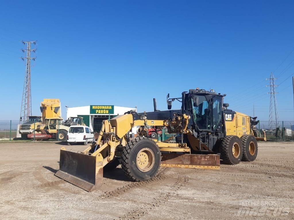 CAT 120 M 2 Грейдери