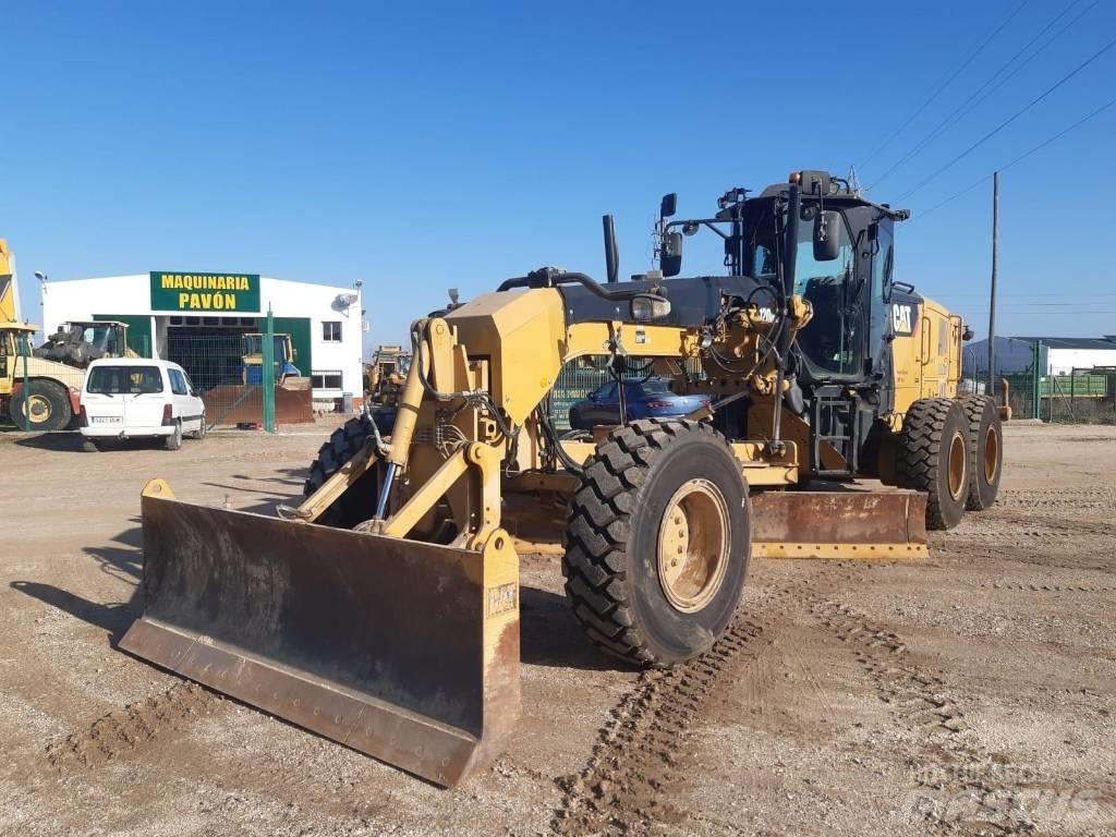 CAT 120 M 2 Грейдери