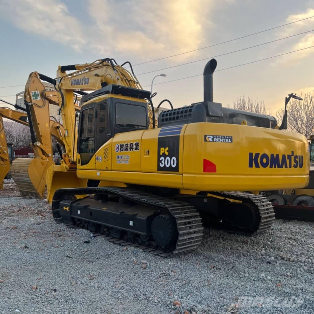 Komatsu PC300 Гусеничні екскаватори