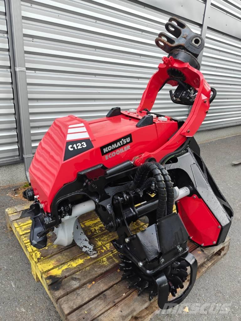 Komatsu C 123 Валочні головки