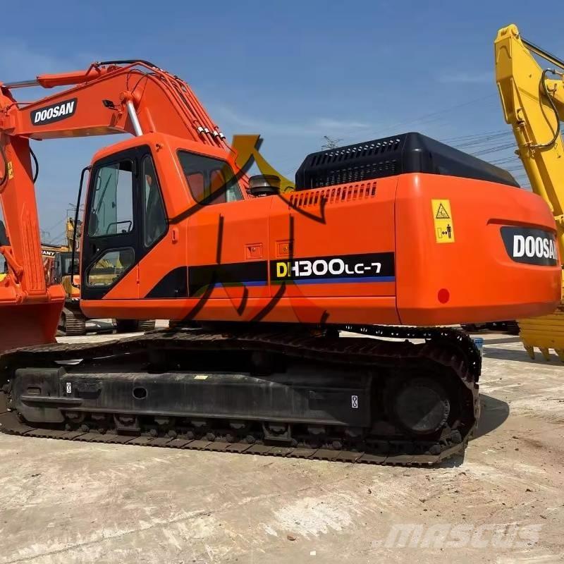 Doosan DH 300 LC-7 Гусеничні екскаватори