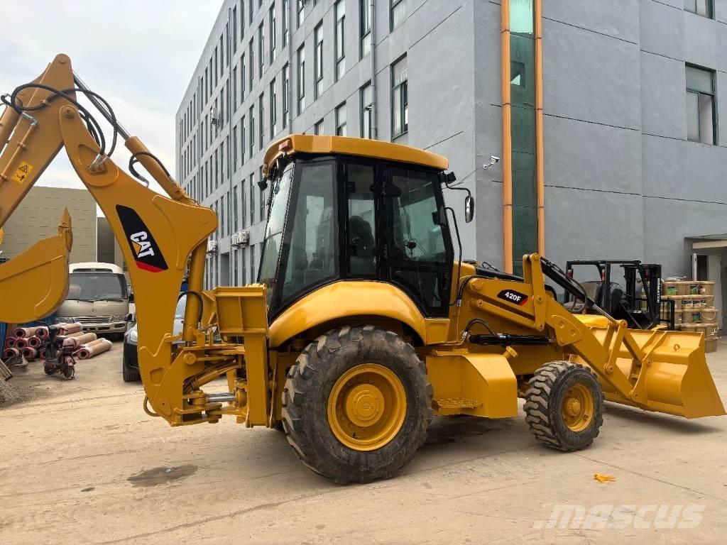 CAT 420 F Екскаватори-навантажувачі