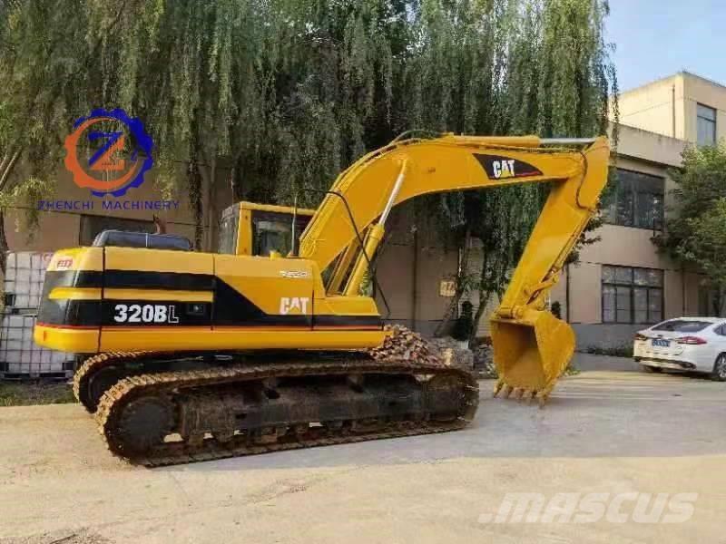 CAT 320 B L Гусеничні екскаватори