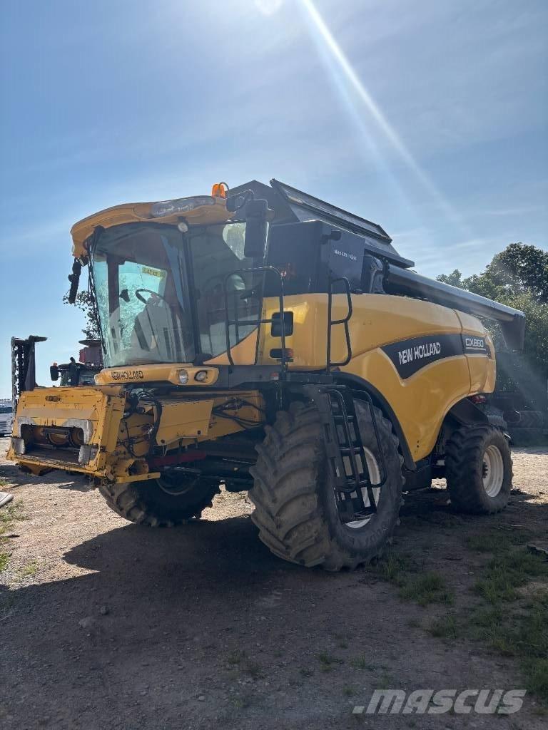 New Holland CX 860 Зернозбиральні комбайни