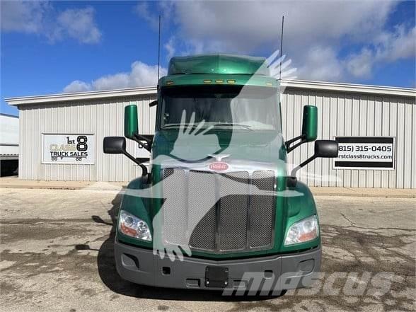 Peterbilt 579 Тягачі
