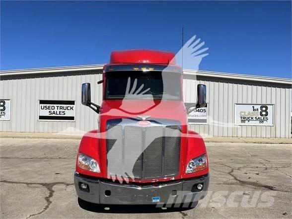 Peterbilt 579 Тягачі