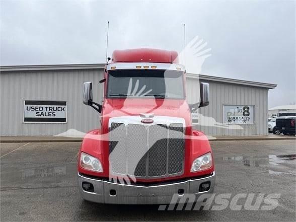 Peterbilt 579 Тягачі