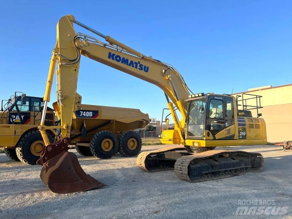 Komatsu PC 210 LC Гусеничні екскаватори