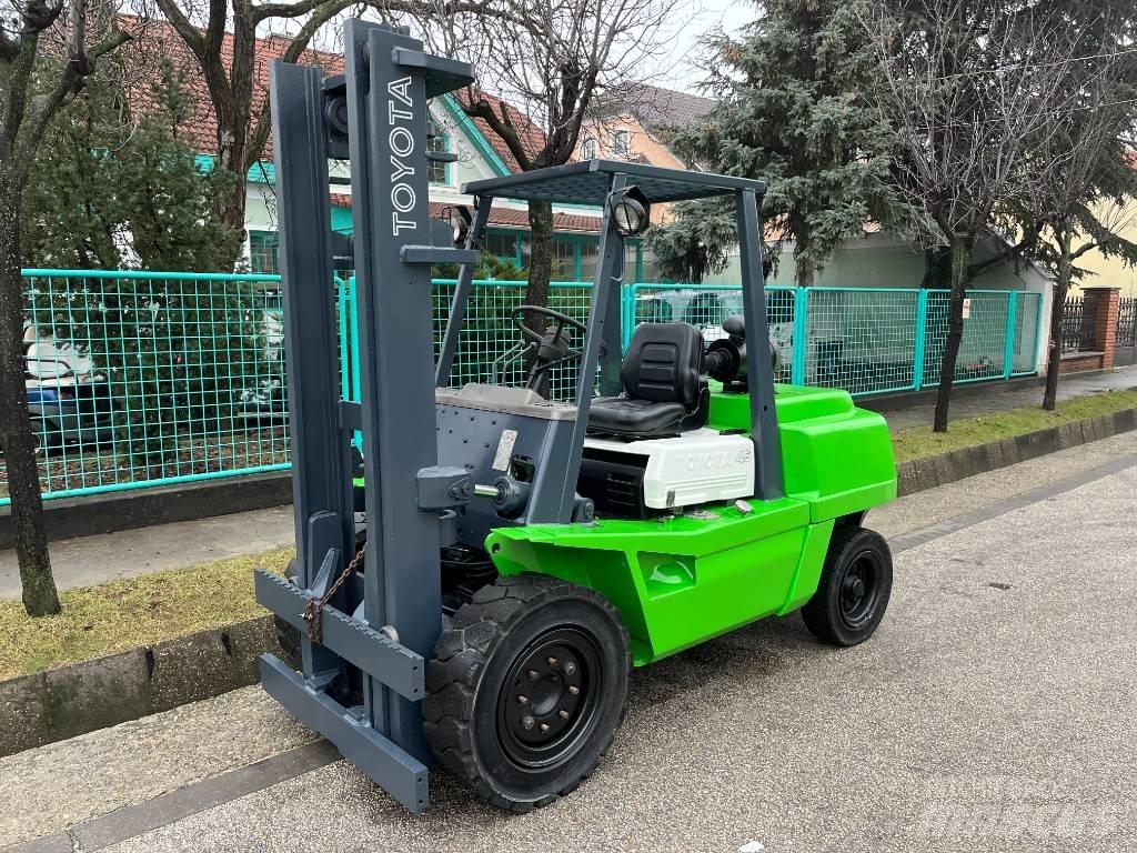 Toyota 3FG45 V-3446 Газові навантажувачі