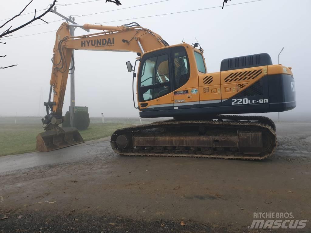 Hyundai R 220 LC-9A Гусеничні екскаватори