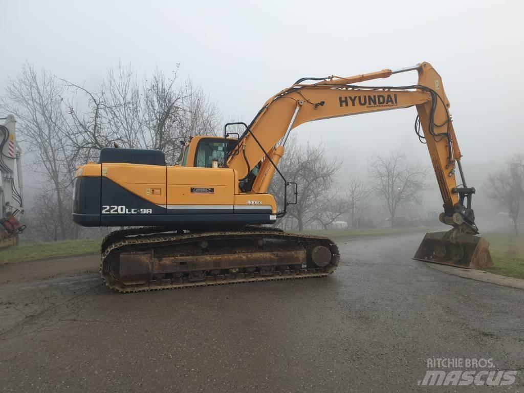 Hyundai R 220 LC-9A Гусеничні екскаватори