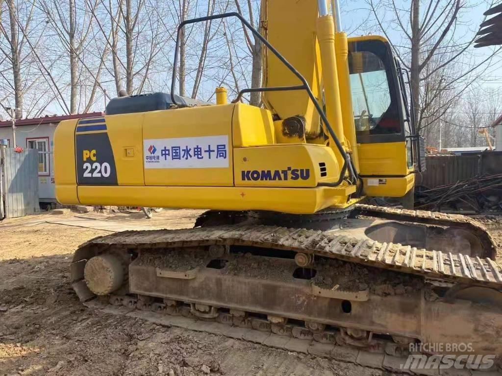 Komatsu pc220-8 Гусеничні екскаватори
