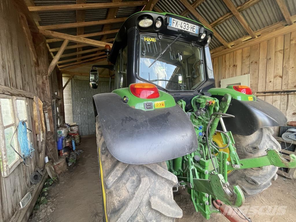 John Deere 6110M Трактори