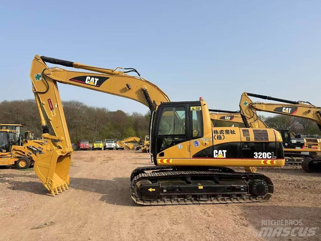 CAT 320 C L Гусеничні екскаватори