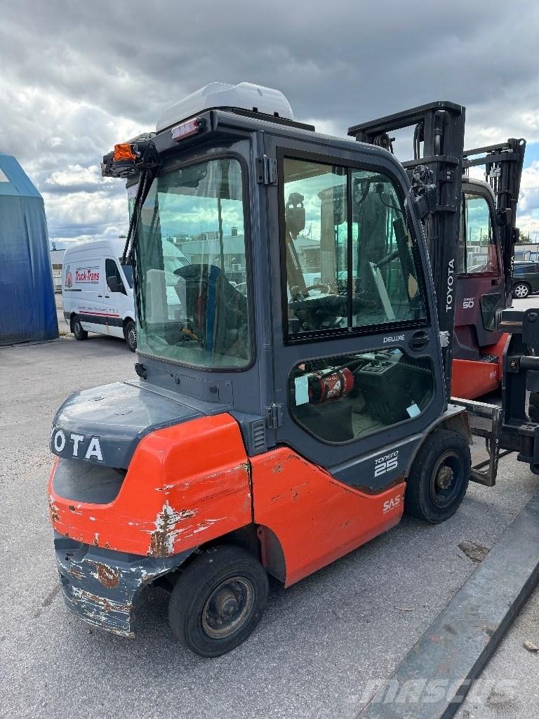 Toyota 02-8FDF25 Дизельні навантажувачі