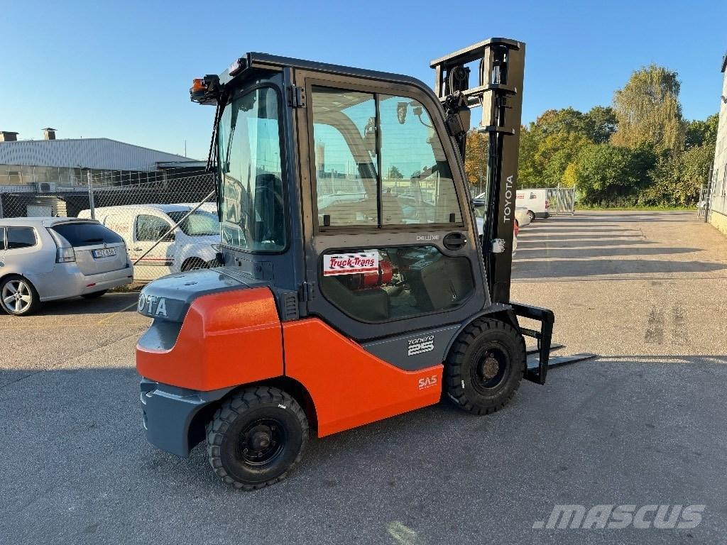 Toyota 02-8FDF25 Дизельні навантажувачі