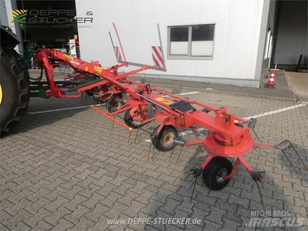 Kuhn GF 8702 Граблі і сінозворушувачі