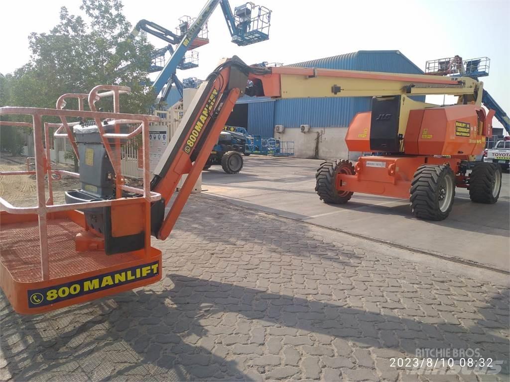 JLG 800AJ Колінчаті підйомники