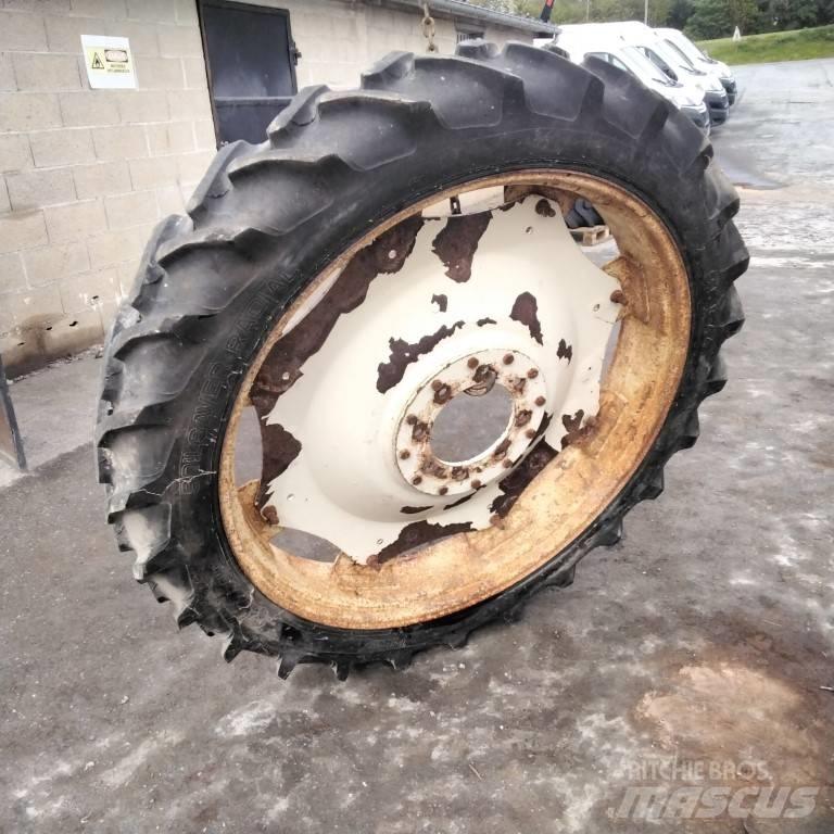 Taurus 9.5R44 Колеса