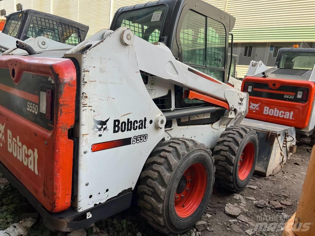 Bobcat S550 Фронтальні навантажувачі