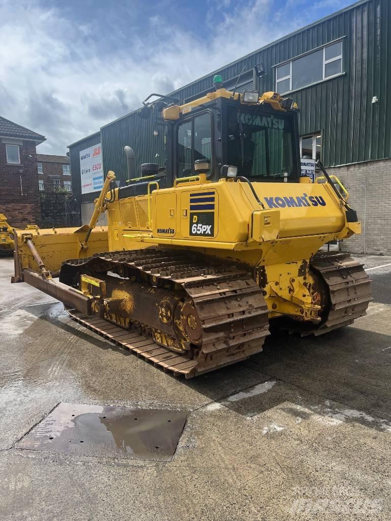 Komatsu D65PX-18E0 Гусеничні бульдозери