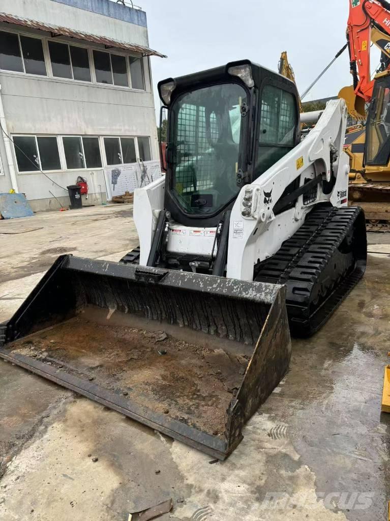 Bobcat T770 Міні-навантажувачі