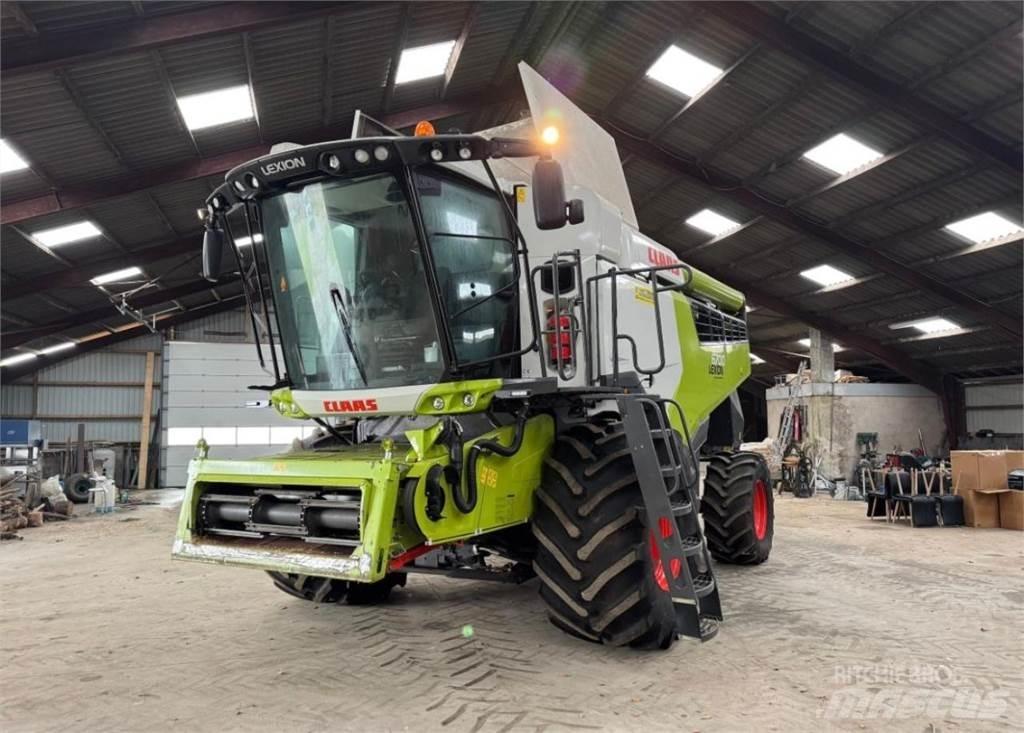 CLAAS Lexion 6700 Зернозбиральні комбайни